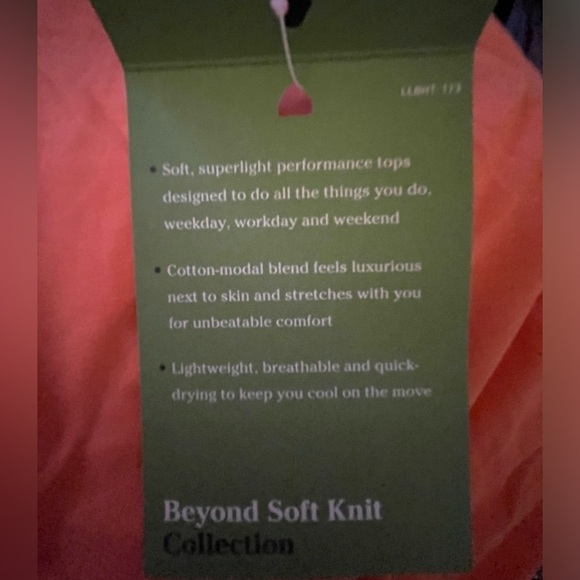 NWT ⭐️ LL Bean Beyond Soft Pleat Back Tank In Wild Salmon size S - Picture 7 of 11